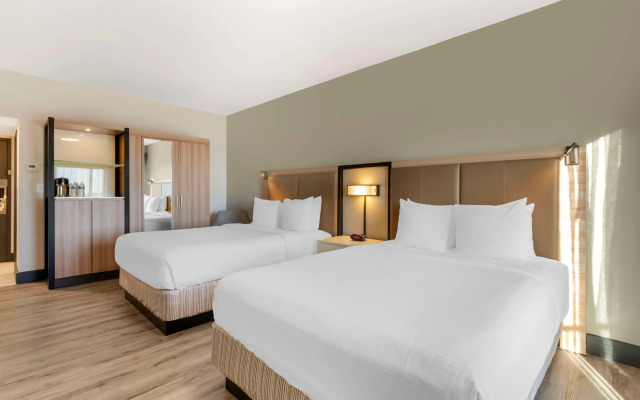 Best Western Plus Atlanta Airport-East