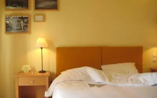 Heracles Guesthouse