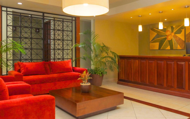 Suites Colonial