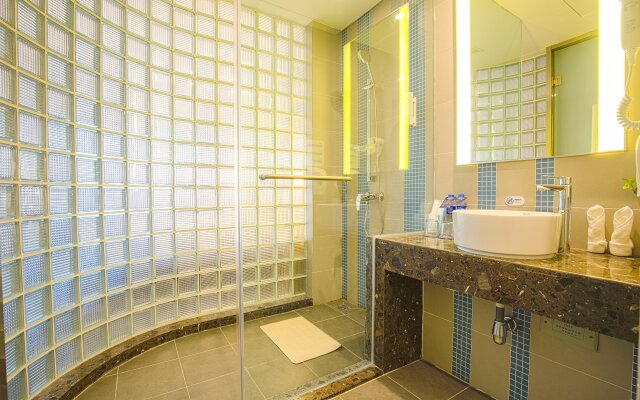 Holiday Inn Express Chifeng Hongshan by IHG