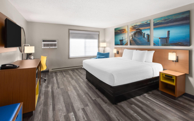 Days Inn by Wyndham Pierre