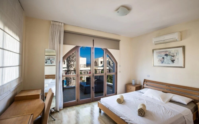 Private Villa in Pernera 1233