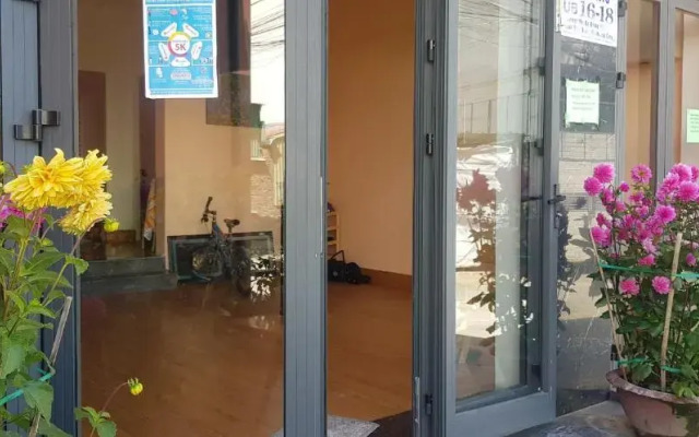 Mango Mango Hotel & Apartment