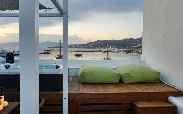 Mykonos Town Pad