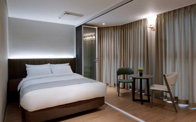 The Hotel Sokcho by Best Western Signature Collection