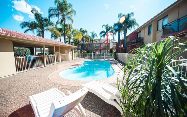 Ramada Hotel & Suites Sydney Cabramatta