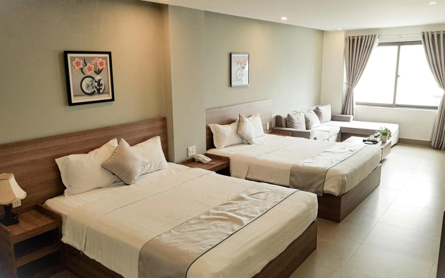 An Hoi Canary Hotel – Guest Rooms – Da Nang