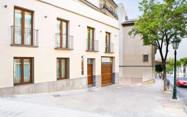 Apartamentos & Suites Real de Cartuja