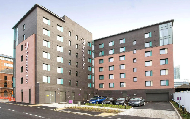 Premier Inn Manchester City Centre West