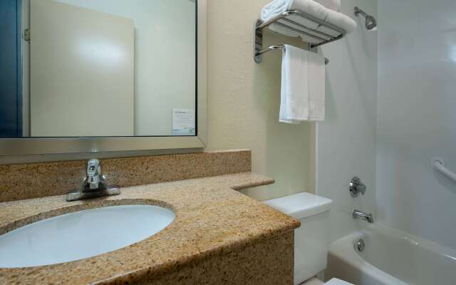 Days Inn by Wyndham Encinitas Moonlight Beach