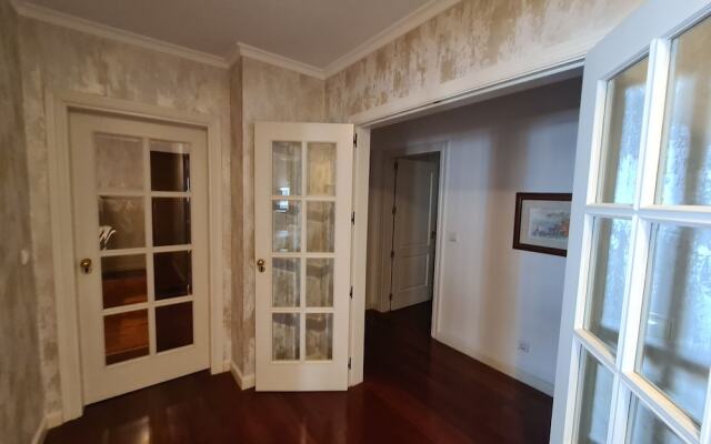 Seaside Escape - 3 Bedroom Apartment Sleeps 6