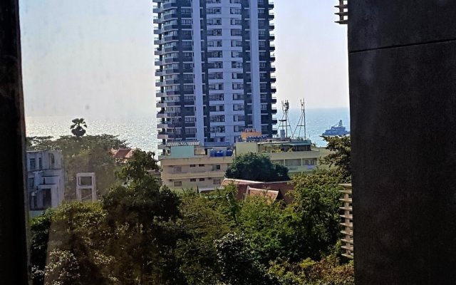 "thepthip Mansion Pattaya 5th Floor Studio Apartment"