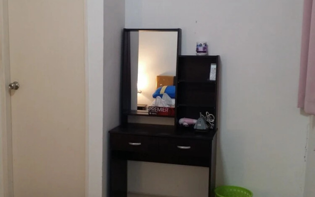 NY Cyber Apartment