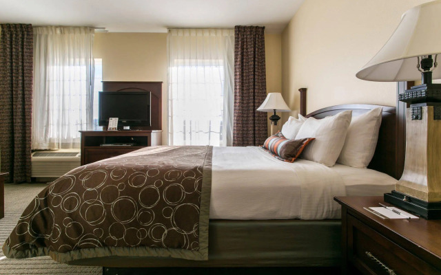 Staybridge Suites Chattanooga at Hamilton Place by IHG