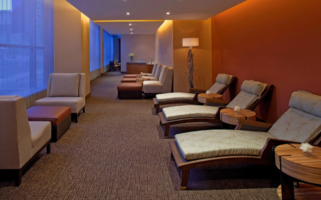 Hyatt At Olive 8