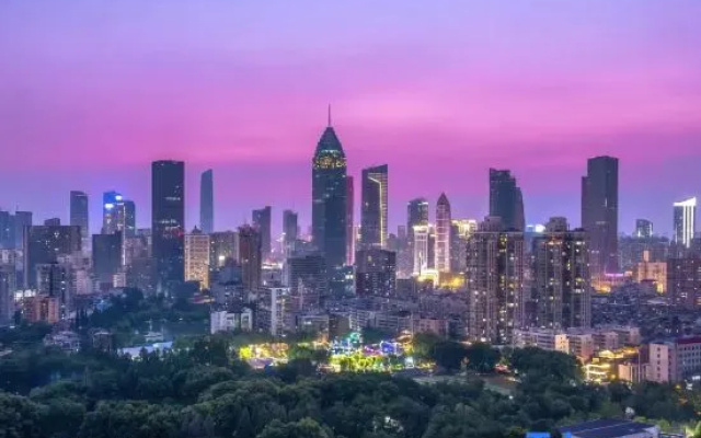 Wuhan Nanjing Garden S High-altitude Hotel (Hankou Railway Station Oceanwide CBD Branch) – Outside – Wuhan