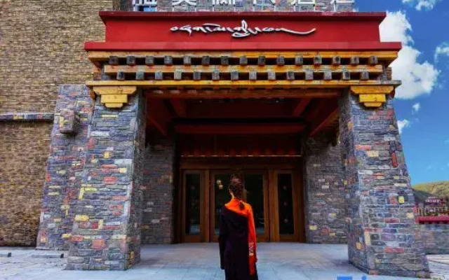 Yamolinka   Hotel