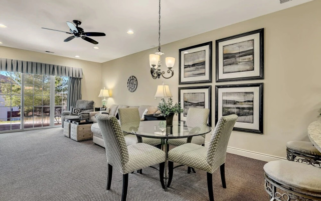 Stayin Classy 2 Bedrooms 2 Bathrooms Condo