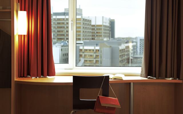 ibis Barcelona Centro Sagrada Familia
