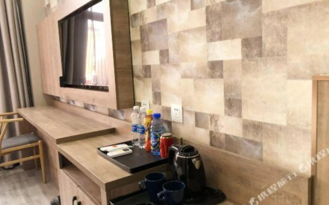 Super 8 Hotel (Shenyang Shenliao Road Industrial University)
