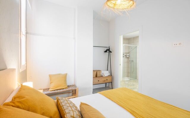 Apartamentos Luna Suites Palacio Dorita