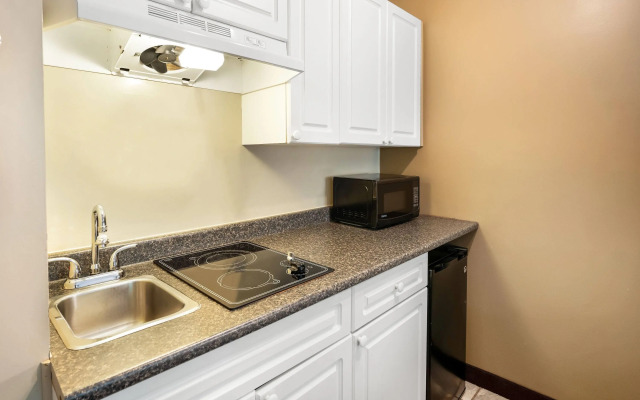 Days Inn by Wyndham Nanaimo