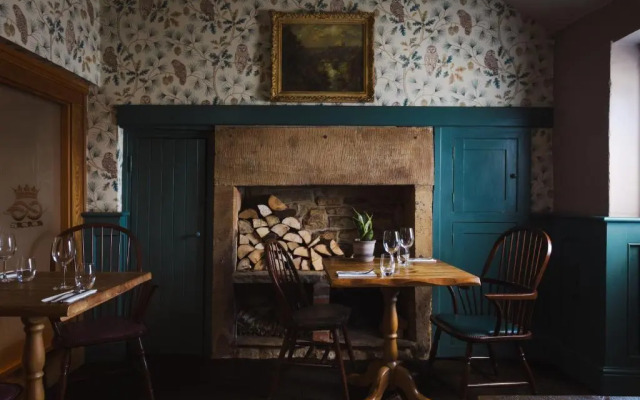 The Pilsley Inn