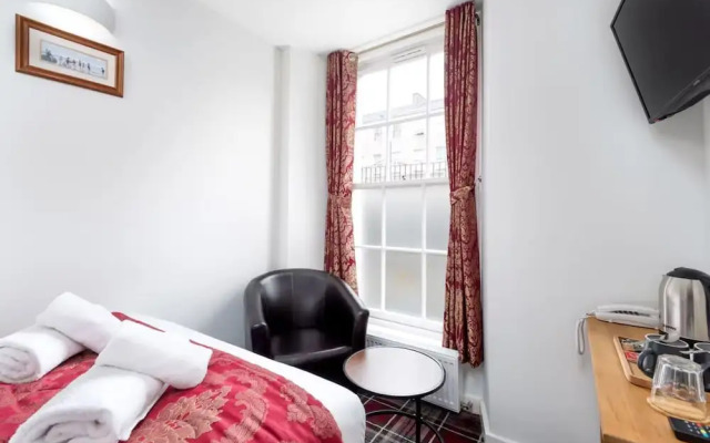 Smith Place Hotel