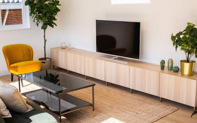 Serviced 1BR Apartments in Utrecht