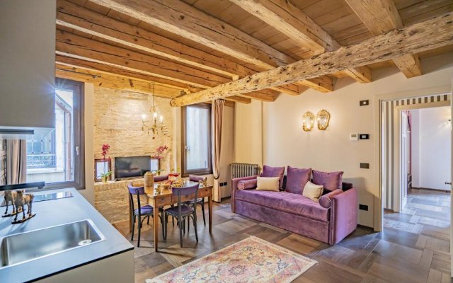 Corte Rubbi 8 Luxury Two-bedroom Apartment -Dimora Italia Selection-