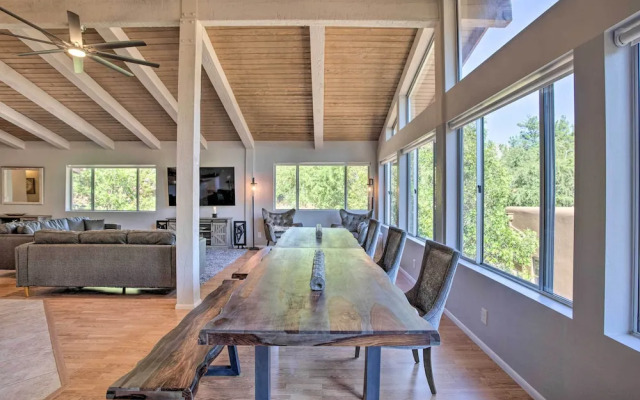 Swim Spa & Private Tavern: Sedona Hideaway!