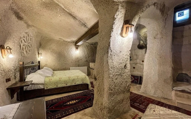 Takunya Cave Hotel