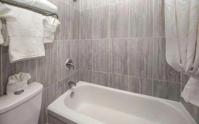 Travelodge Hotel Medicine Hat