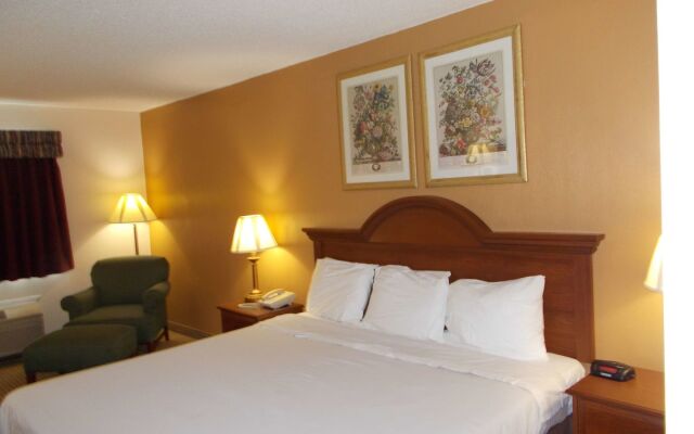 Royalton Inn and Suites Wilmington