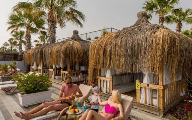 Holiday Garden Resort