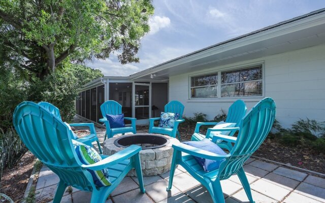 Gorgeous Grove Contemporary Family Home