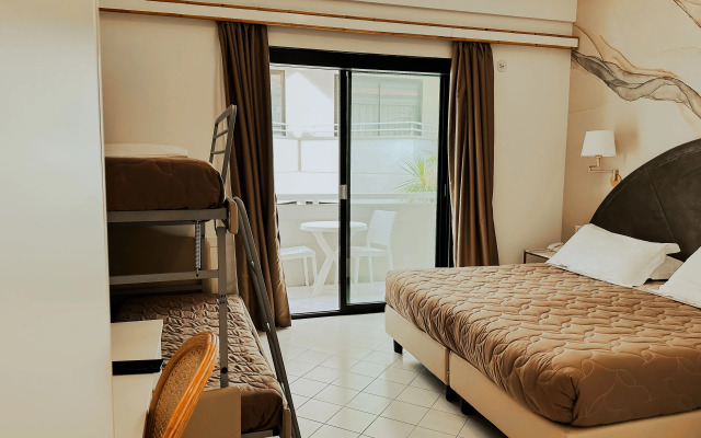Hotel President