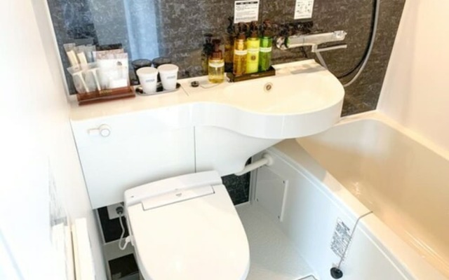 HOTEL LiVEMAX Hiroshima Heiwa Koen-Mae