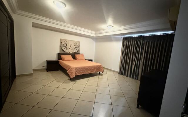 Chic and stylish 3 bedroom apartment