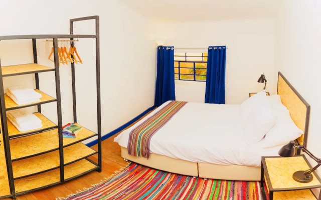 Saqray Hostel