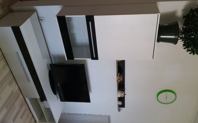 Apartment "sunny" Near the Center and Beach