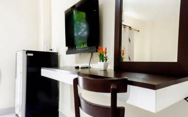 Star 3 Serviced Apartment