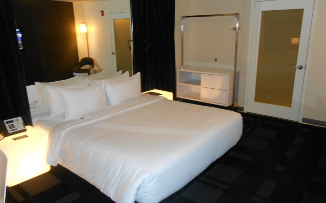 Cachet Boutique Hotel NYC