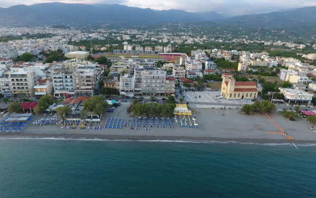 Hotel Flisvos