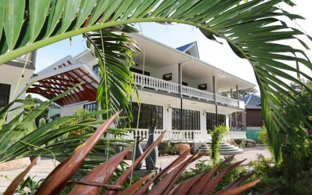 La Digue Self-Catering Apartments