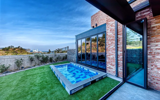 Ocean Brick
