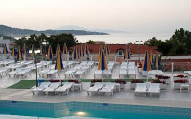 Captains Hotel