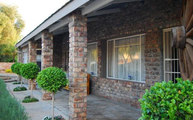 Oudtshoorn Overnight