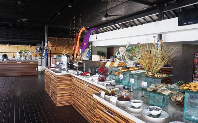 J4 Hotels Legian