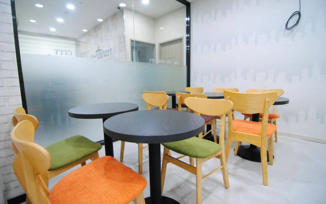 Inn The City Business Hotel